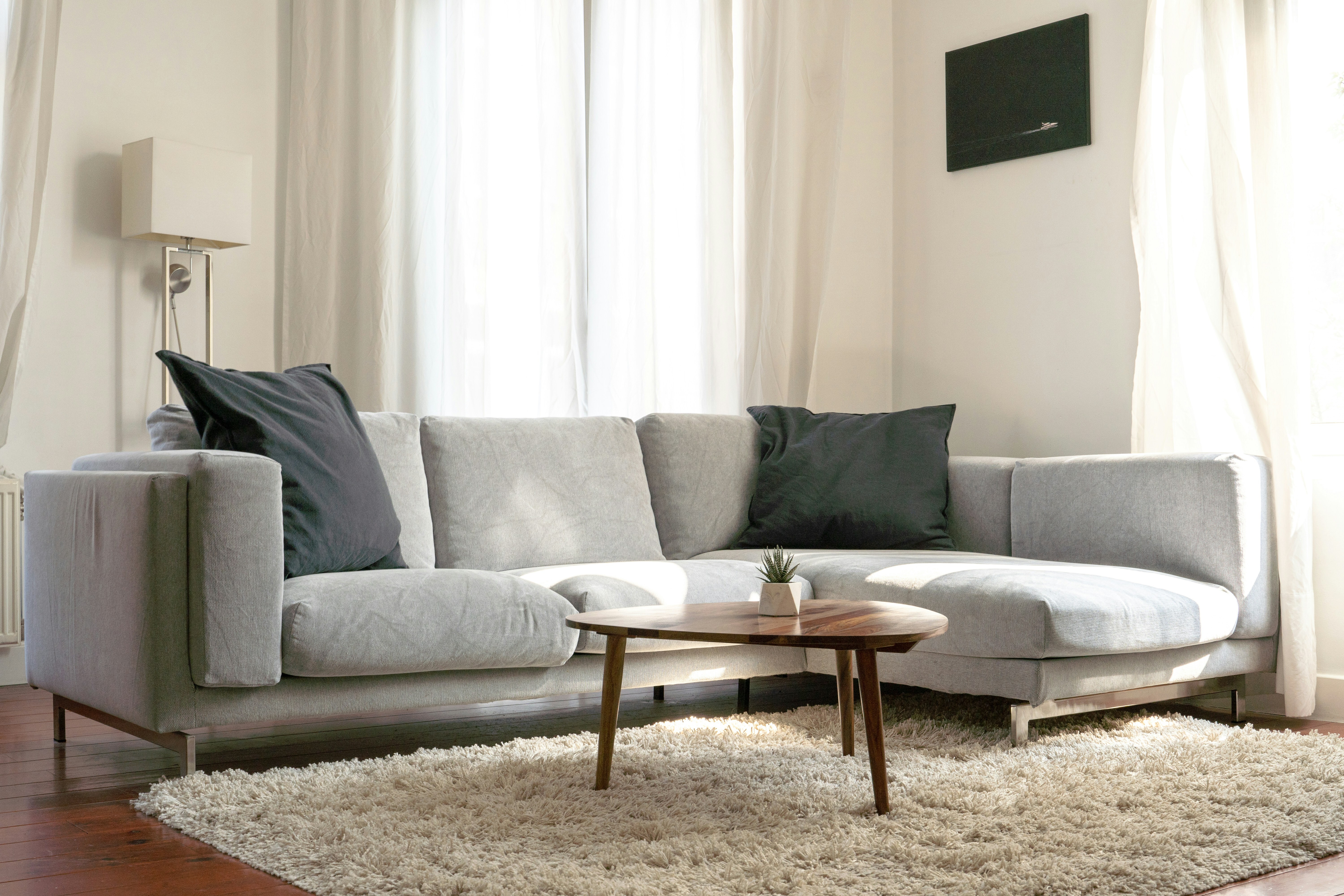 Living Room Layouts That Maximize Space and Style