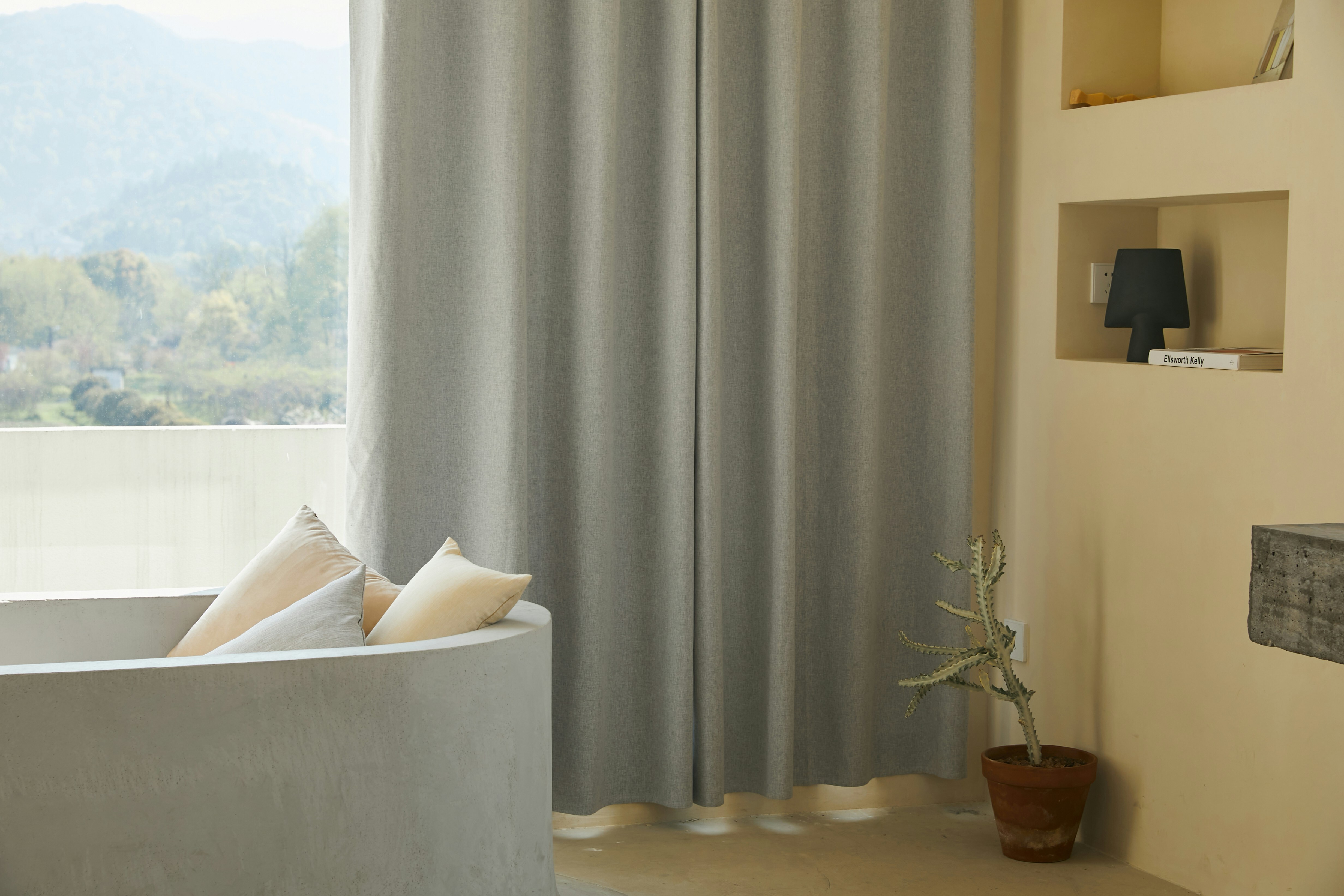 How to Transition Your Decor from Summer to Fall with Ease